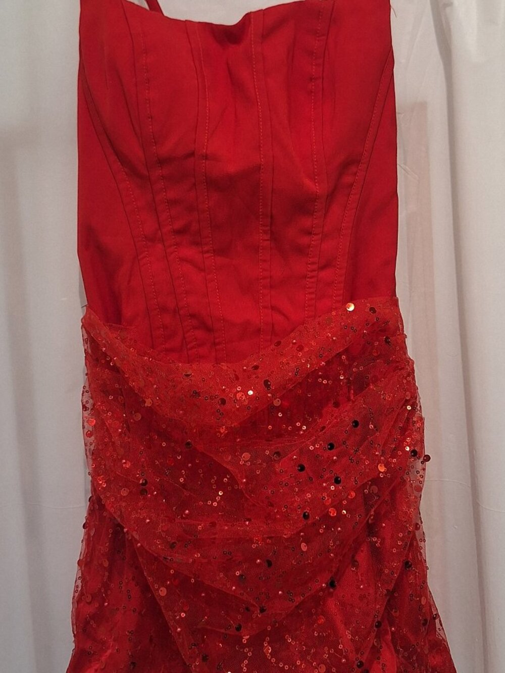 Another Red Hot Sizzler! Size 2 short cocktail dress NWT